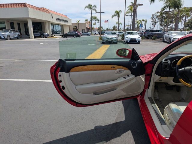 Used 2005 Lexus SC 430 Convertible image 13
