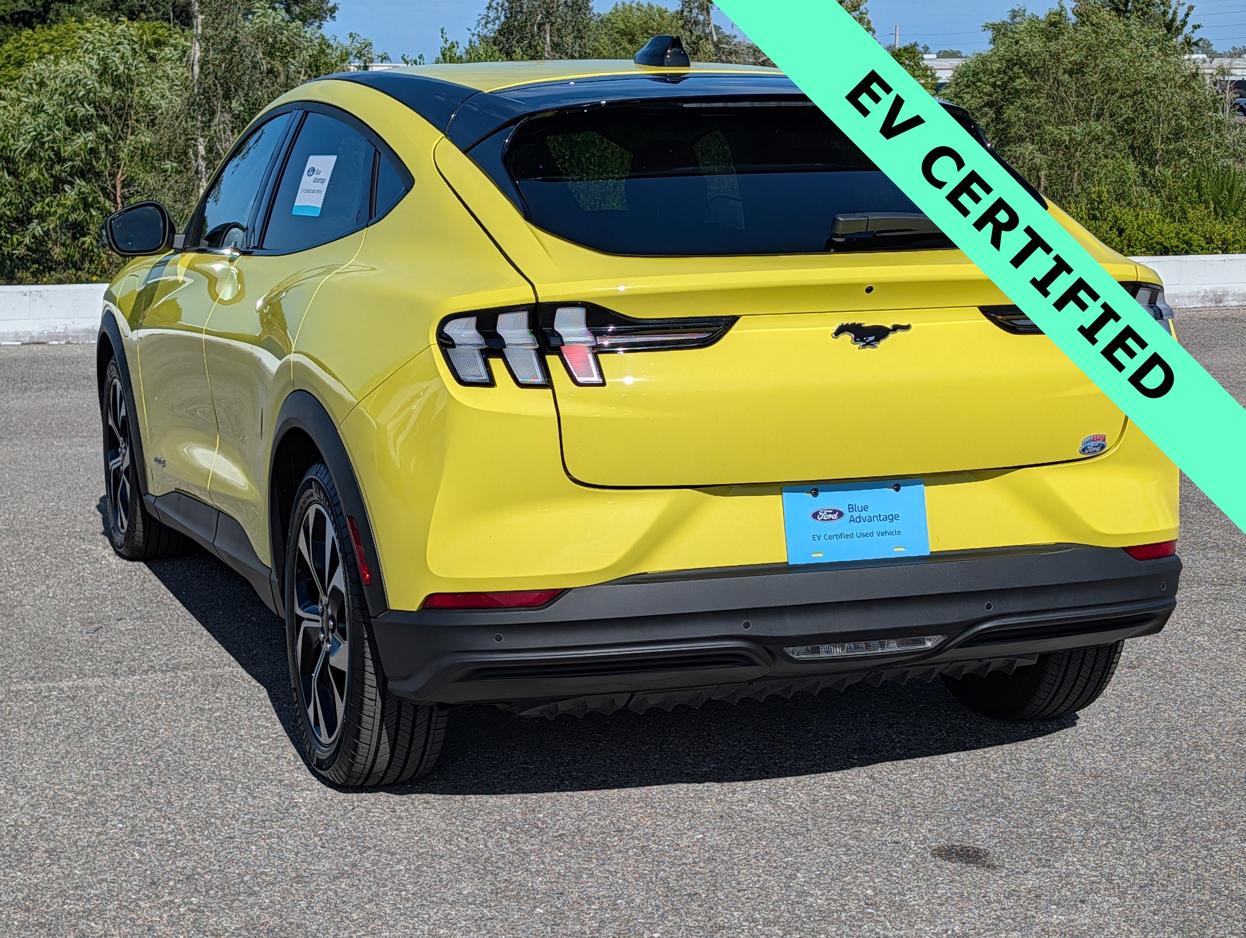 Certified 2025 Ford Mustang Mach-E Select w/ Comfort Package Lite AWD/4WD image 6