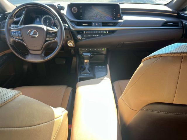 Used 2021 Lexus ES 350 Ultra Luxury w/ Accessory Package 2 FWD image 14