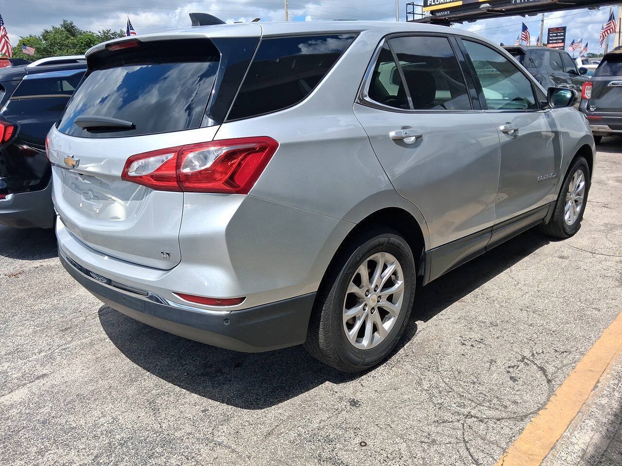 Used 2019 Chevrolet Equinox LT FWD image 5