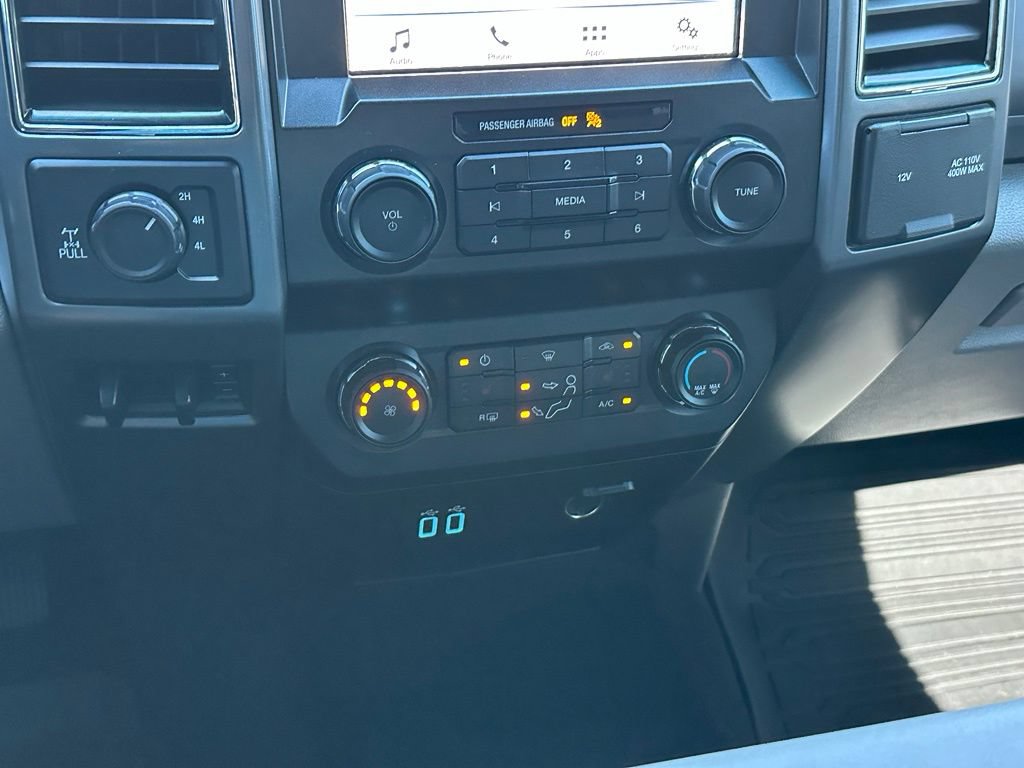 Used 2019 Ford F350 XLT w/ XLT Premium Package AWD/4WD image 32