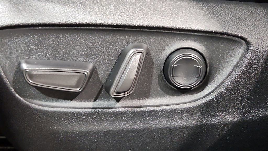 Used 2024 Toyota Grand Highlander XLE image 16