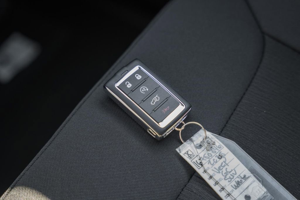 New 2025 Jeep Grand Cherokee Laredo X w/ Luxury Tech Group I image 40