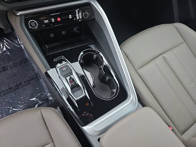 Used 2025 Audi Q5 Premium w/ Convenience Package AWD/4WD image 28