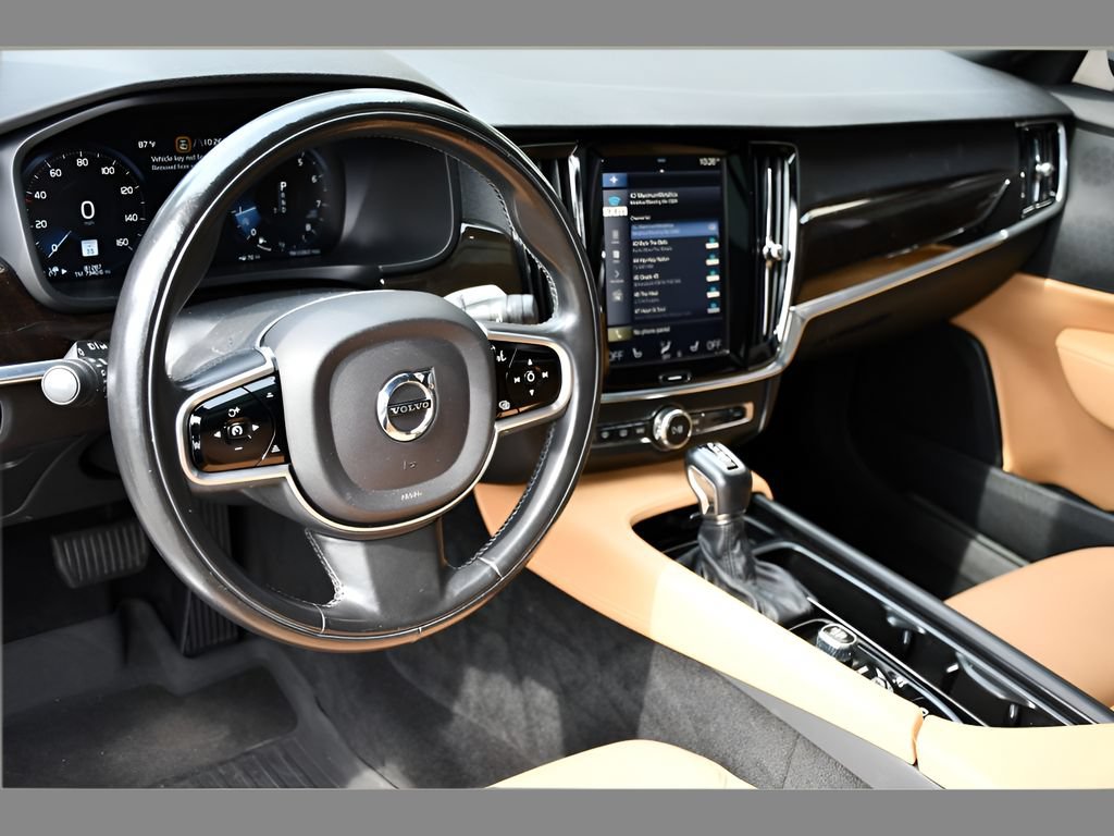 Used 2018 Volvo S90 T5 Momentum w/ Convenience Package FWD image 13