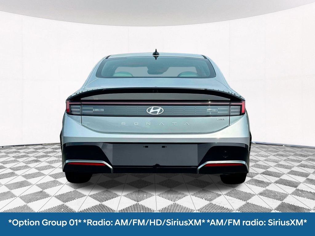 Used 2025 Hyundai Sonata SEL FWD image 10