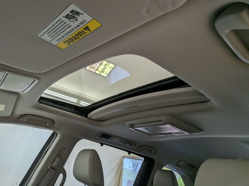 Used 2015 Honda Odyssey EX-L image 16