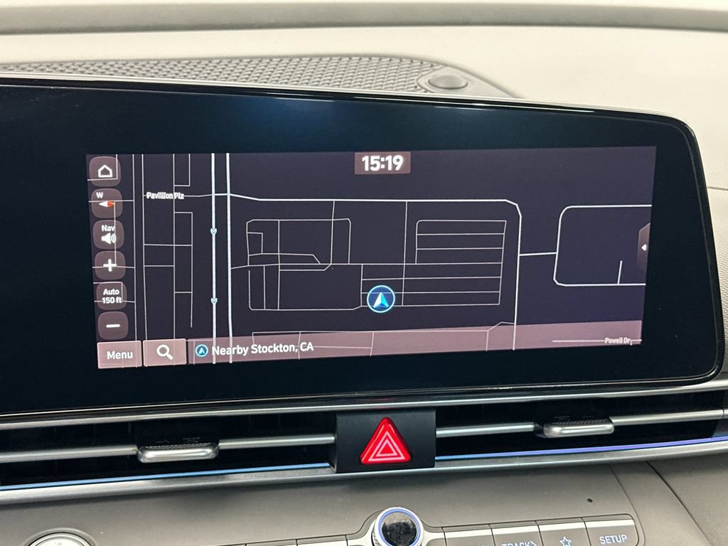 Used 2024 Hyundai Elantra SEL FWD image 17