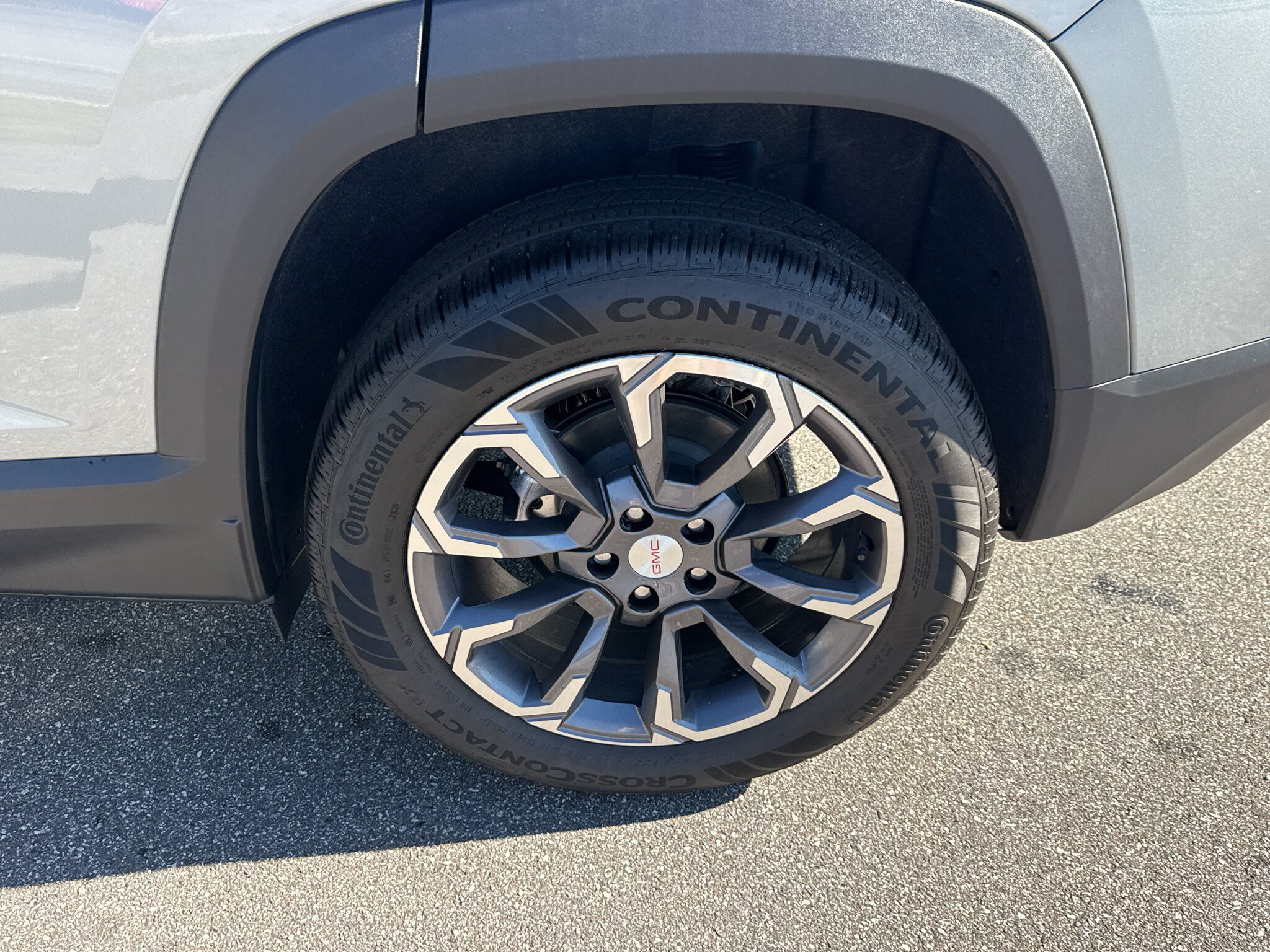 New 2027 GMC Terrain Elevation w/ Elevation Premium Package FWD image 22