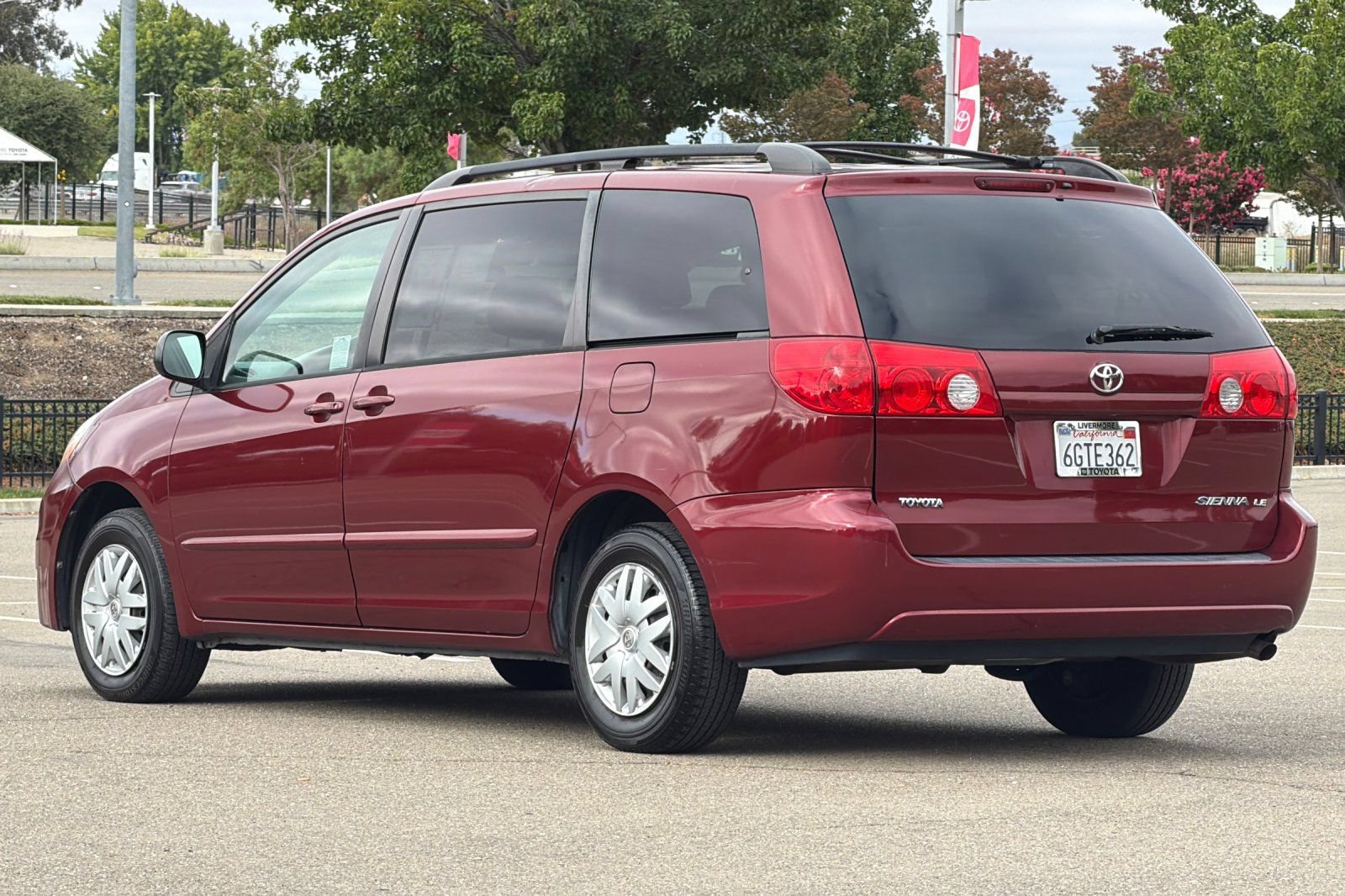 Used 2008 Toyota Sienna LE FWD image 6