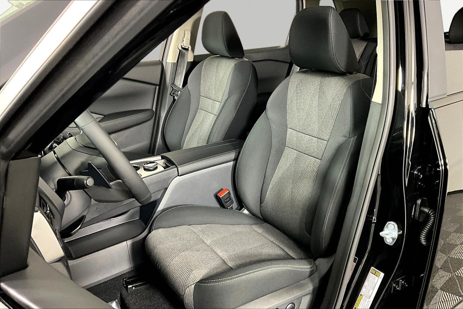 New 2026 Nissan Rogue SV w/ Cold Weather Package AWD/4WD image 16