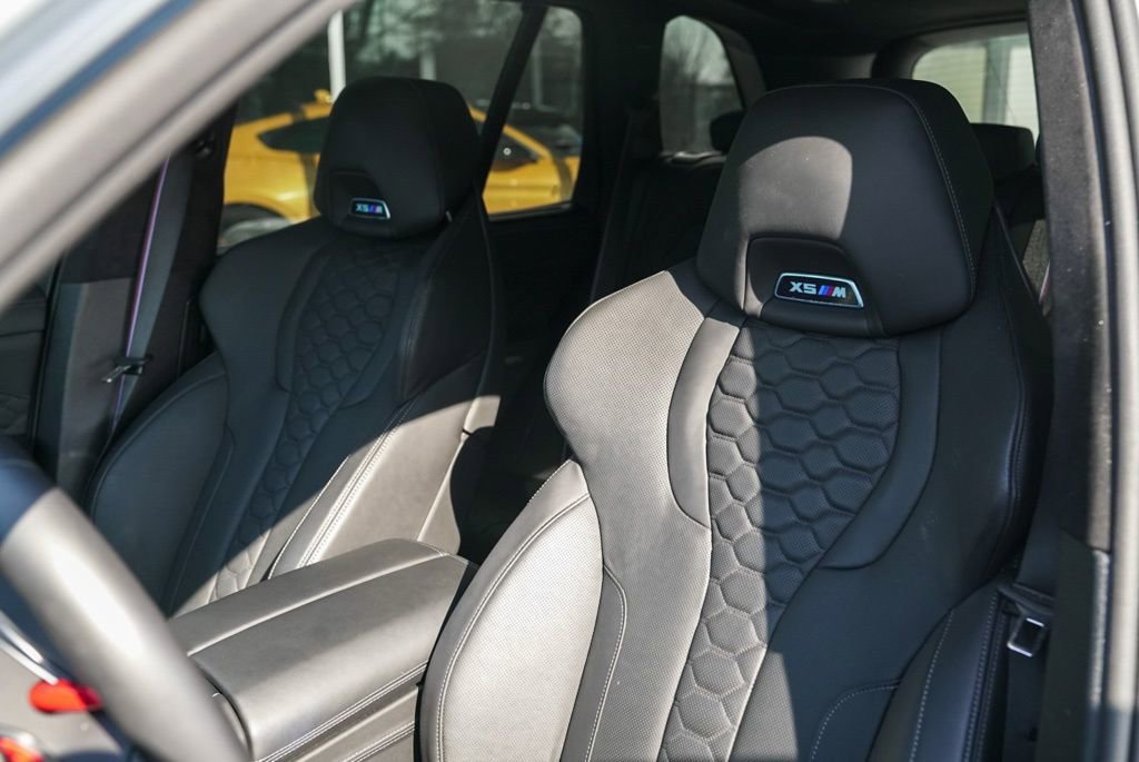 Used 2026 BMW X5 M Competition w/ Executive Package image 32