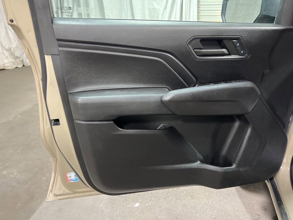 Used 2024 Chevrolet Colorado W/T image 19