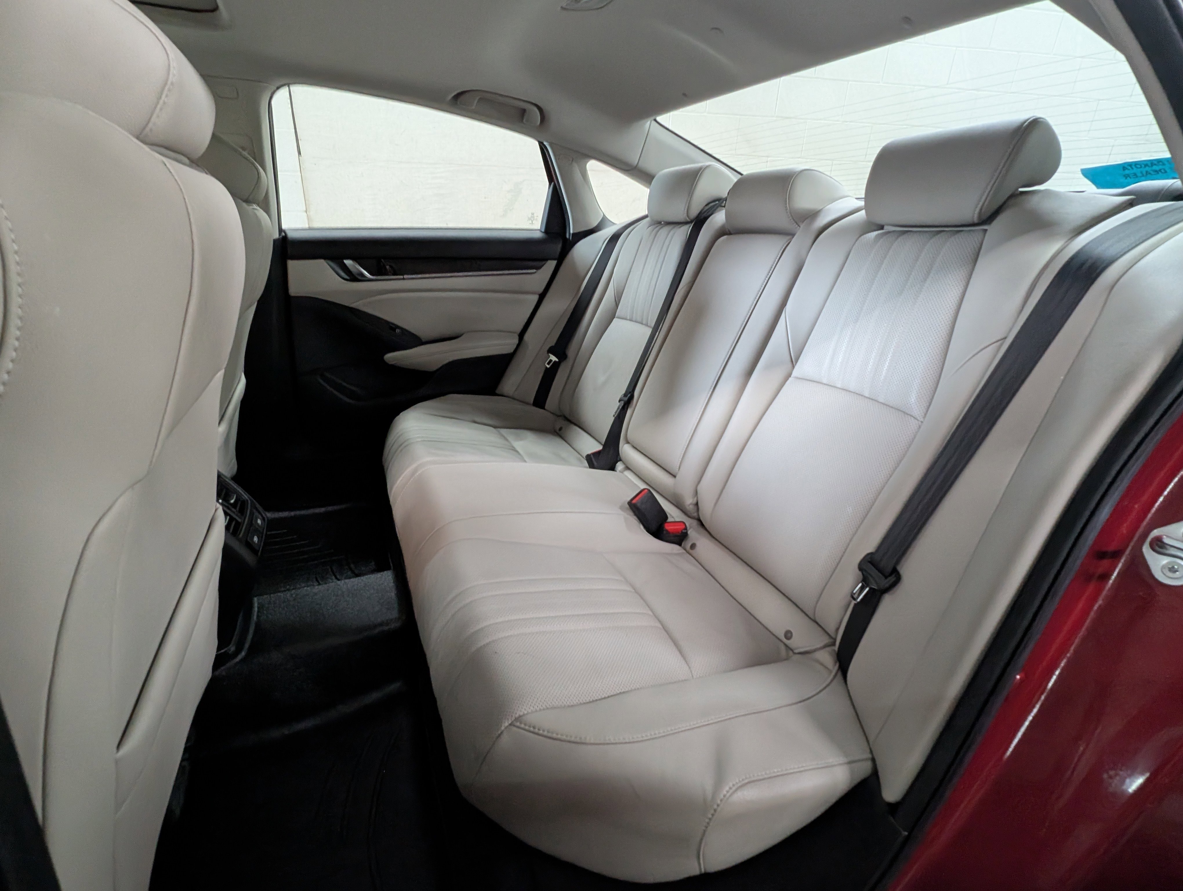 Used 2021 Honda Accord EX-L image 8