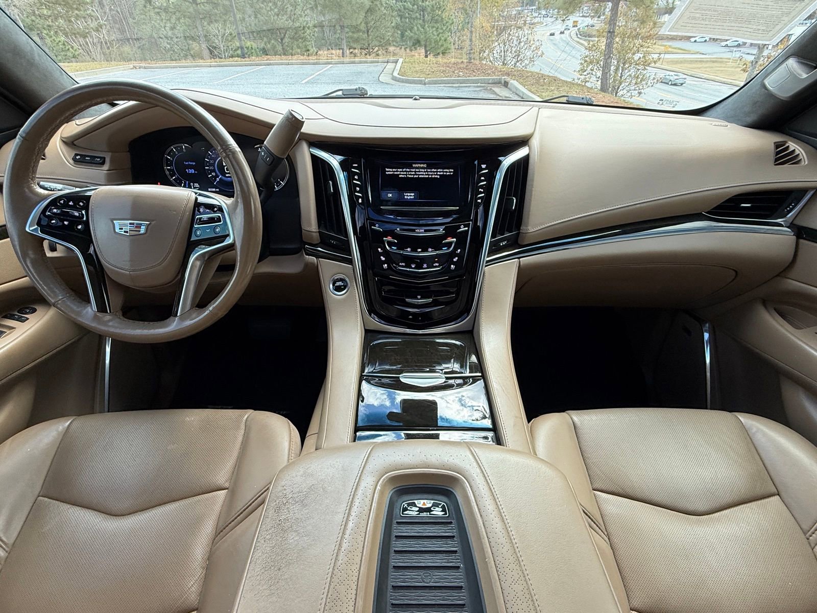 Used 2019 Cadillac Escalade Platinum image 22