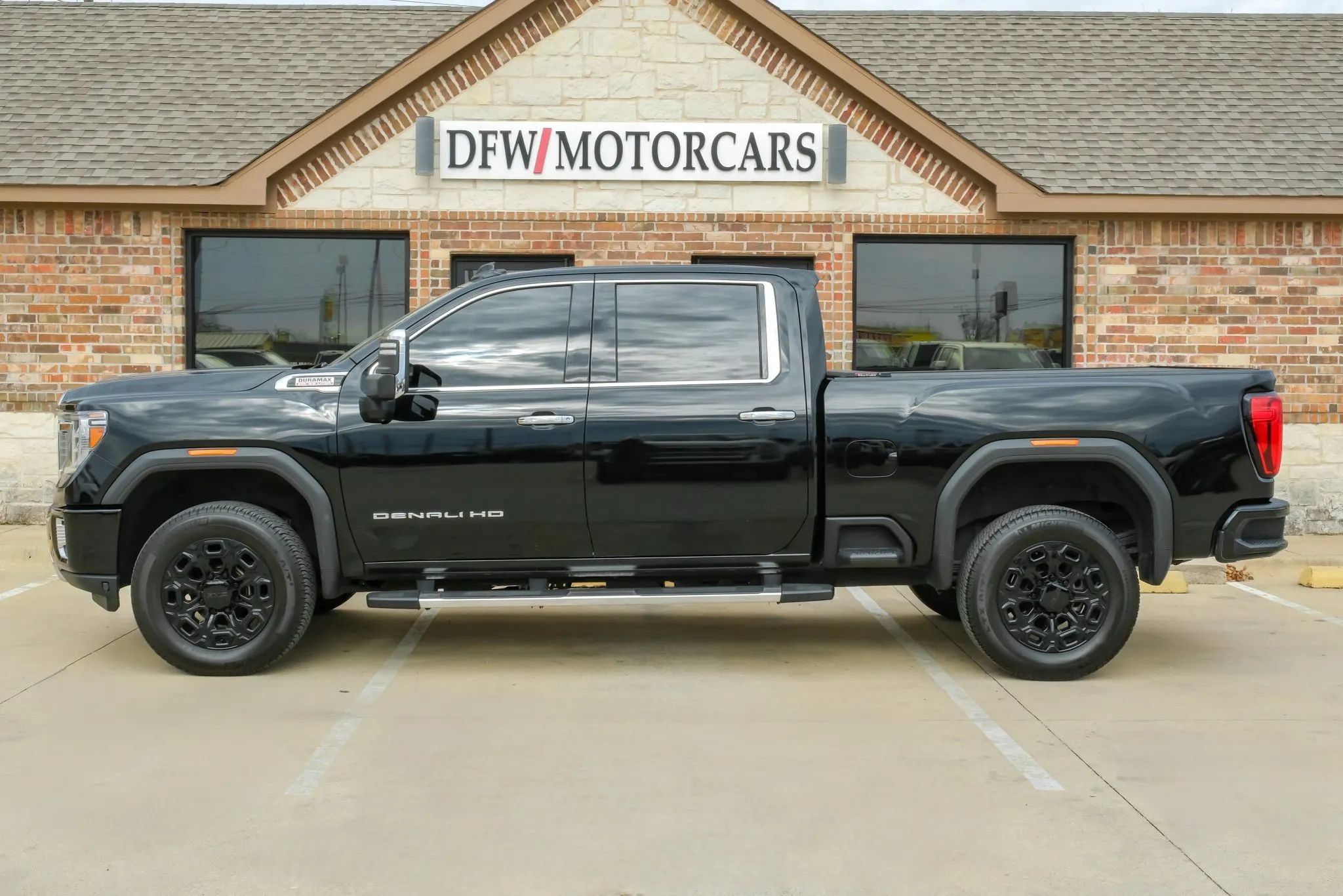 Used 2020 GMC Sierra 2500 Denali w/ Denali Ultimate Package AWD/4WD image 8