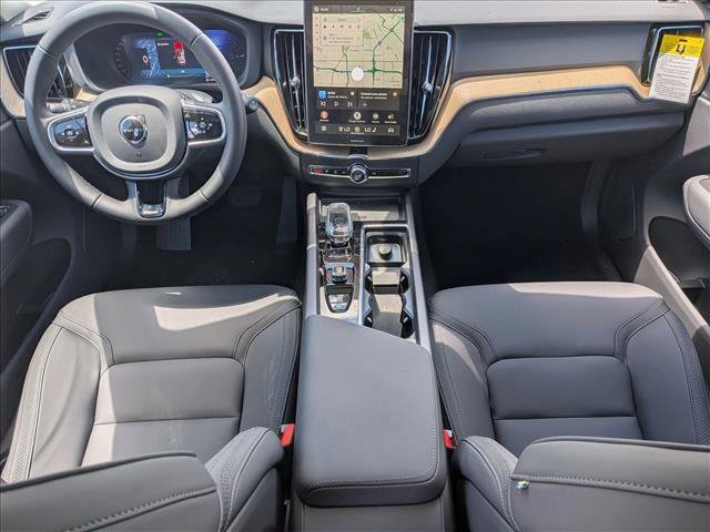 New 2026 Volvo XC60 T8 Plus w/ Climate Package PRO AWD/4WD image 16