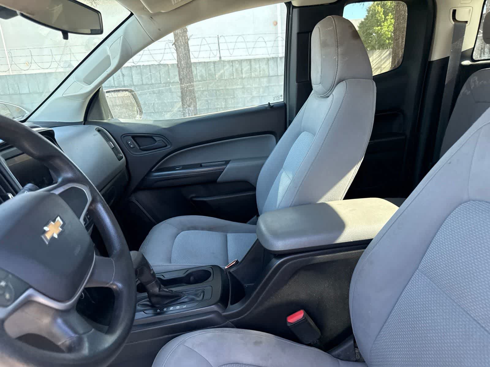 Used 2020 Chevrolet Colorado W/T w/ WT Convenience Package RWD image 18