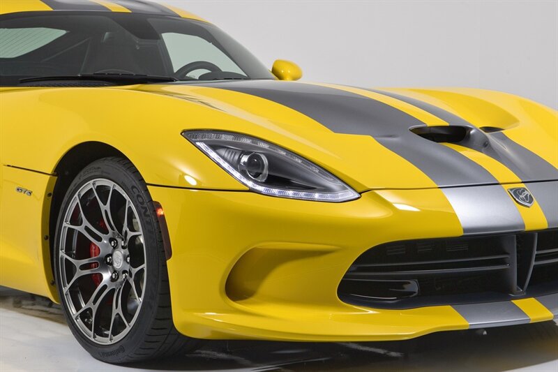 Used 2013 SRT Viper GTS w/ Track Pkg RWD image 39