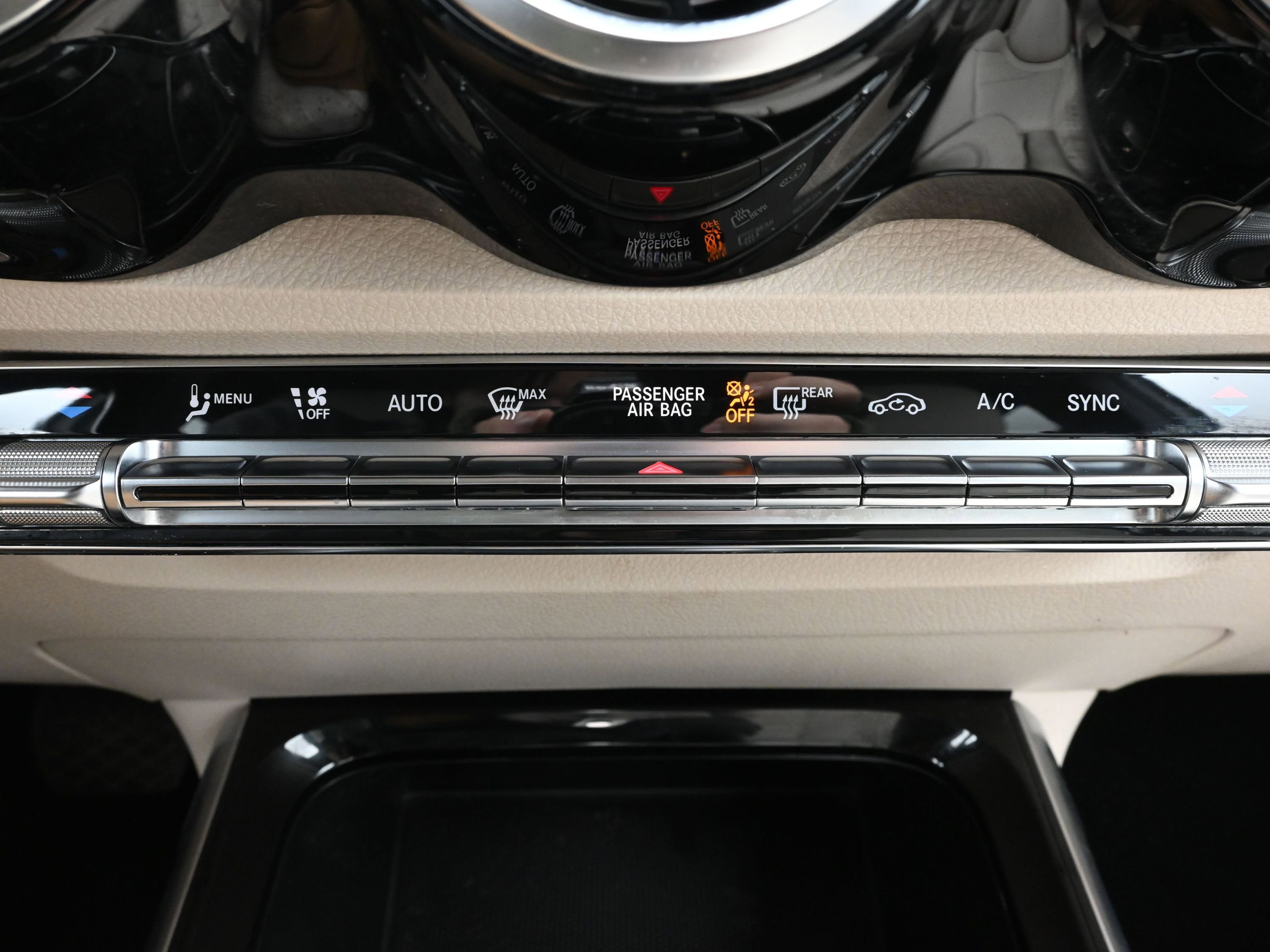 Used 2020 Mercedes-Benz GLB 250 image 16