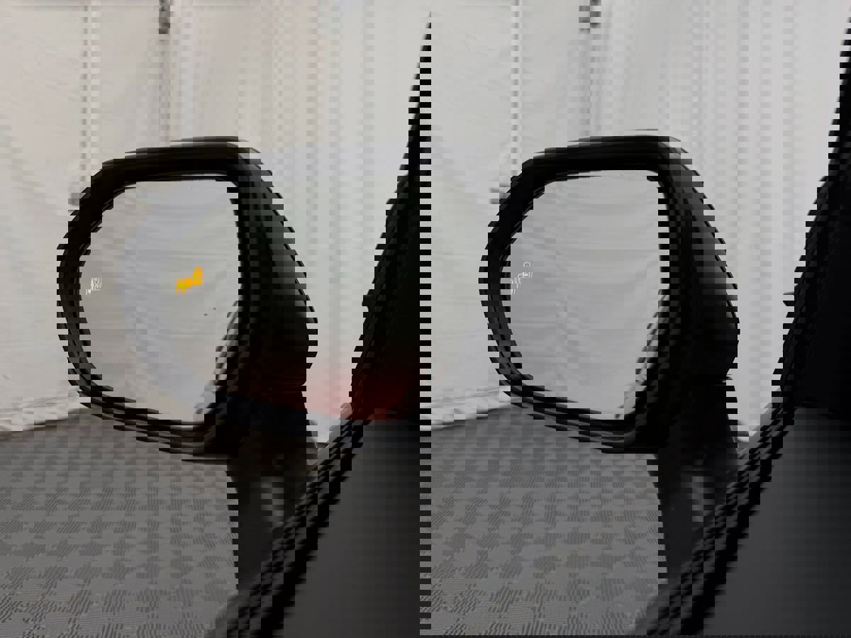 Used 2025 Toyota Camry LE image 14