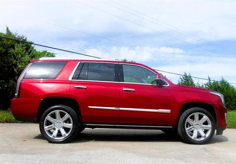 Used 2015 Cadillac Escalade Premium RWD image 5