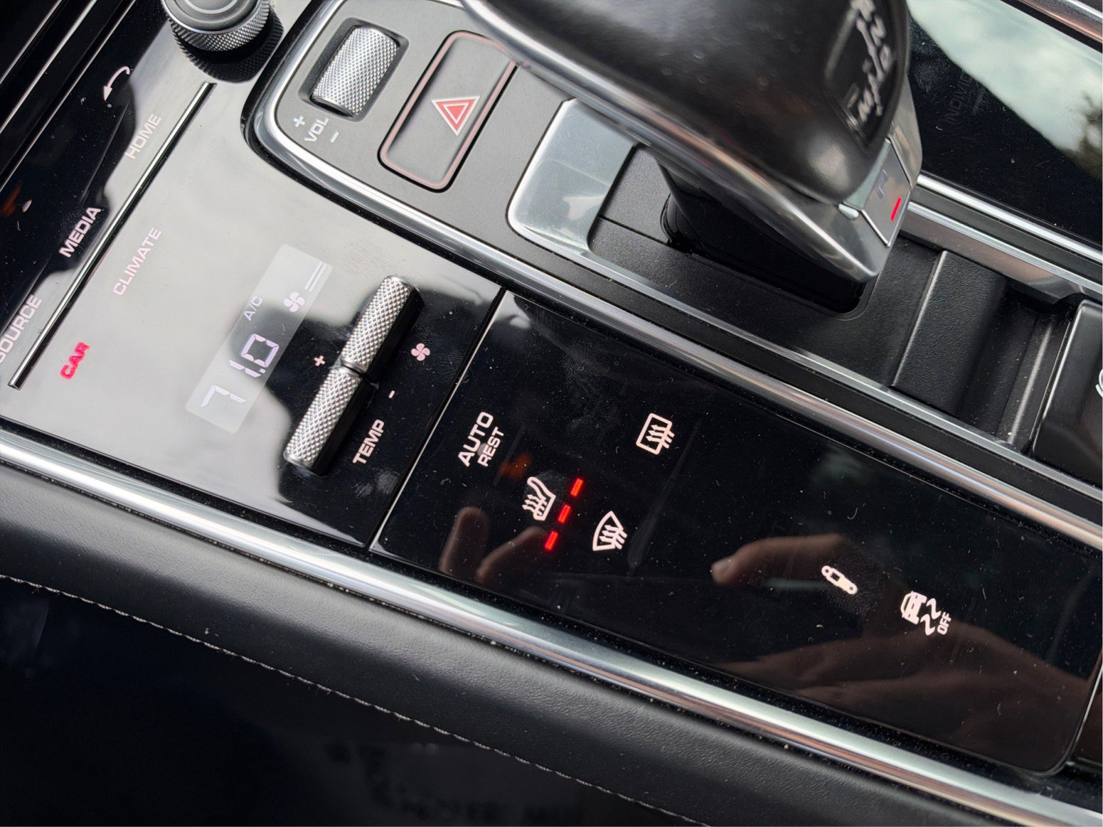 Used 2020 Porsche Panamera GTS AWD/4WD image 53
