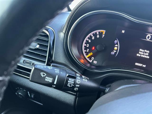 Used 2020 Jeep Grand Cherokee High Altitude image 28