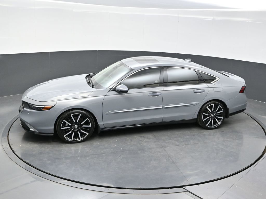 Used 2023 Honda Accord Touring image 34