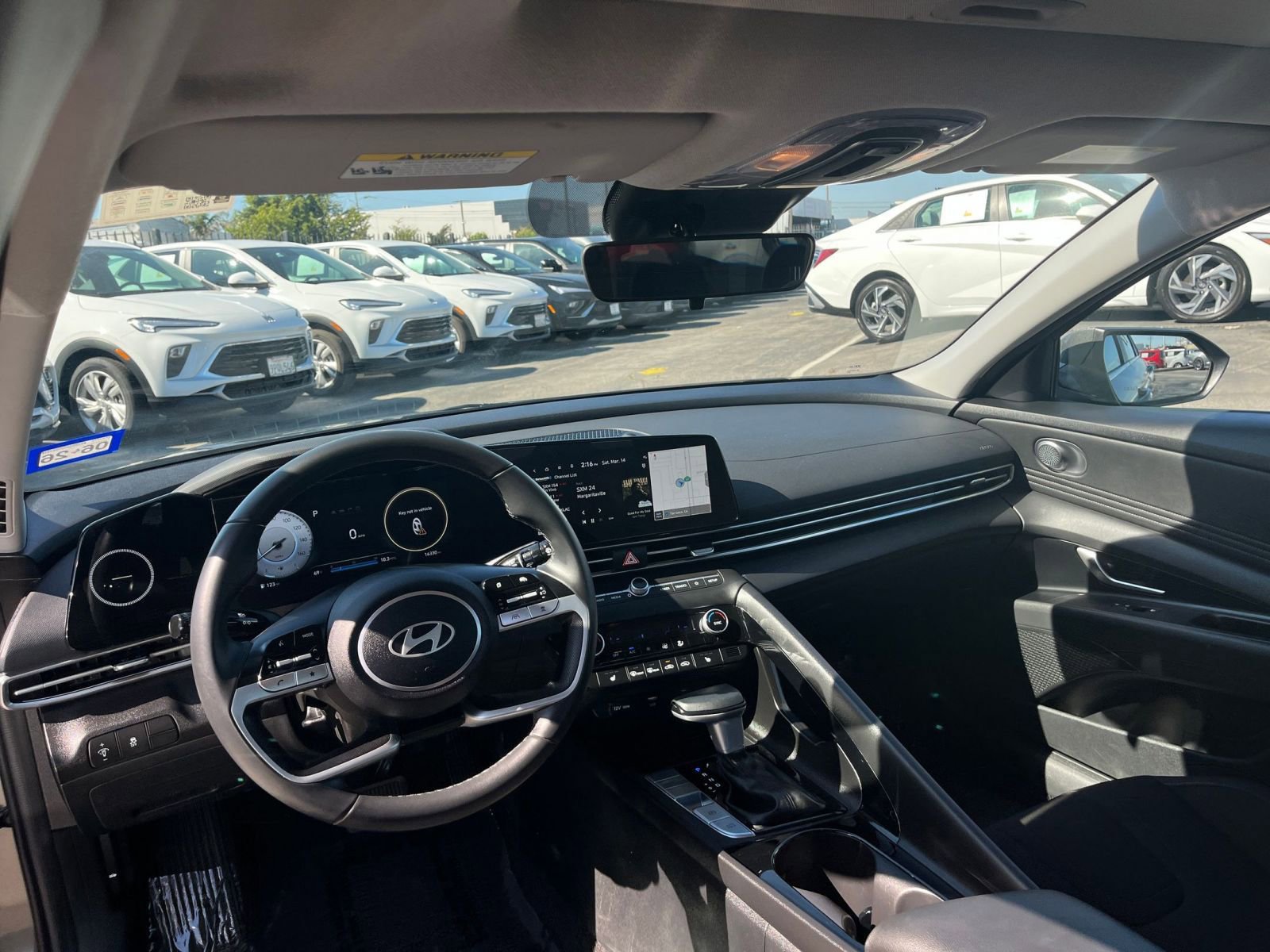 Used 2025 Hyundai Elantra SEL image 35