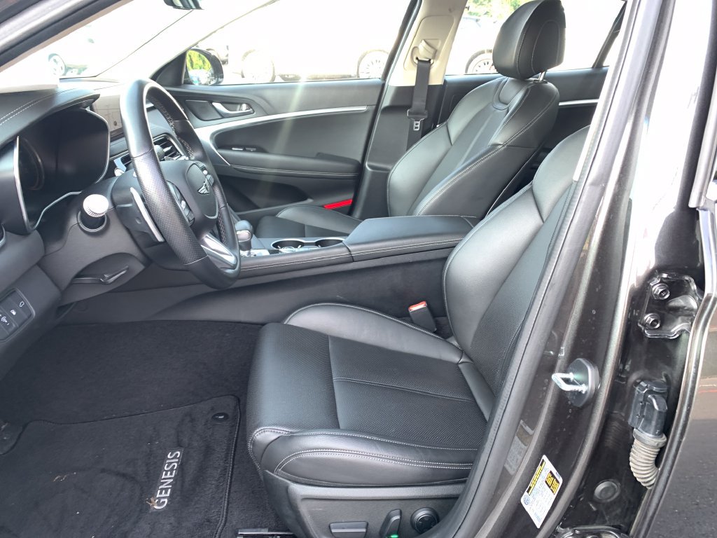 Used 2025 Genesis G70 2.5T AWD/4WD image 16