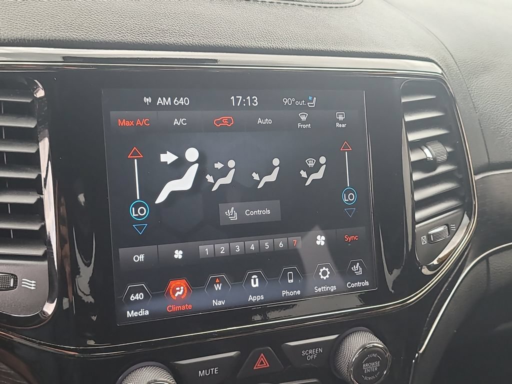 Used 2019 Jeep Grand Cherokee High Altitude AWD/4WD image 27