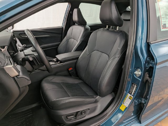 Used 2025 Toyota Camry XSE AWD/4WD image 12