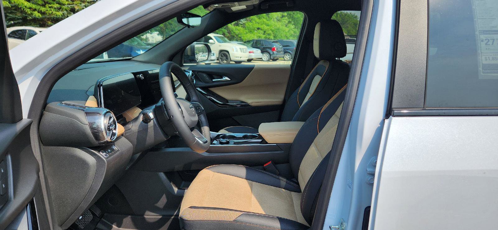 New 2026 Chevrolet Equinox ACTIV w/ Safety and Technology Package image 10