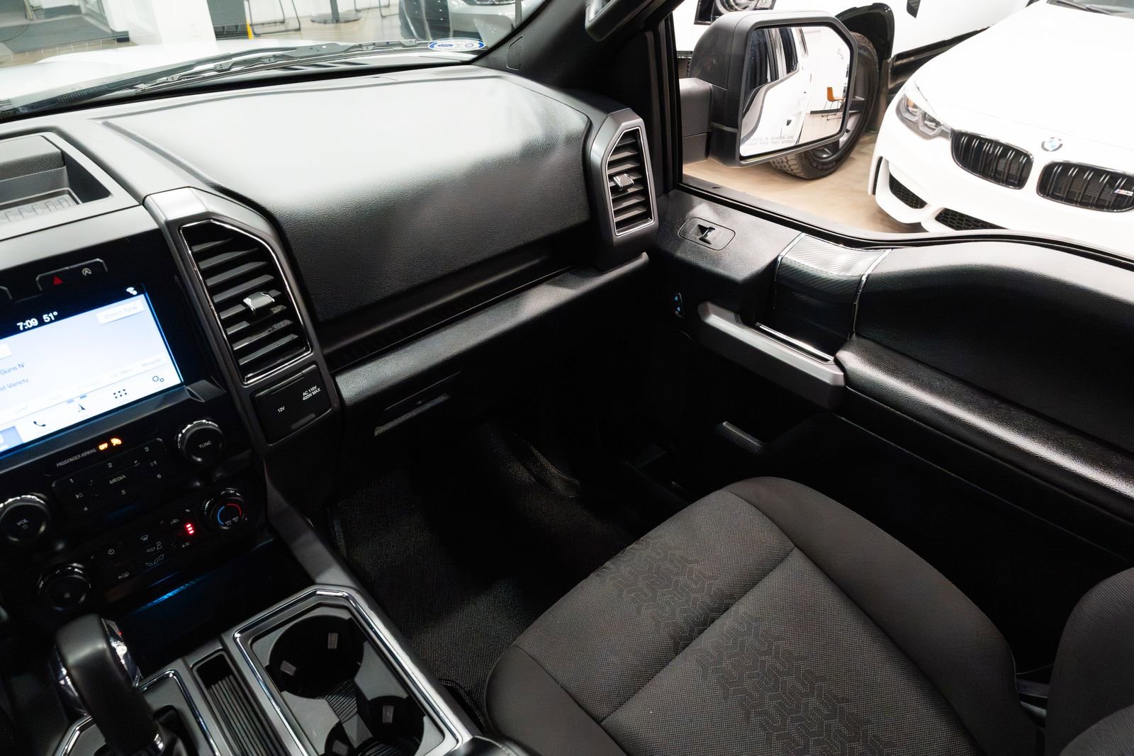 Used 2019 Ford F150 XLT w/ Equipment Group 302A Luxury image 11