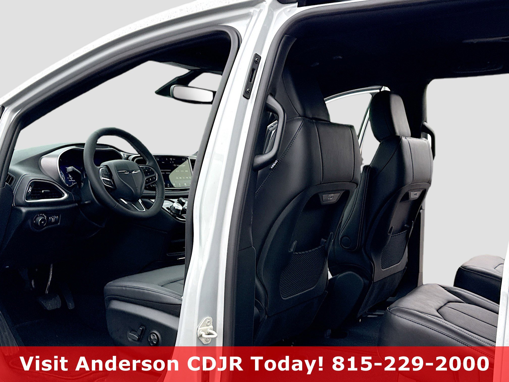New 2026 Chrysler Pacifica Select AWD/4WD image 6