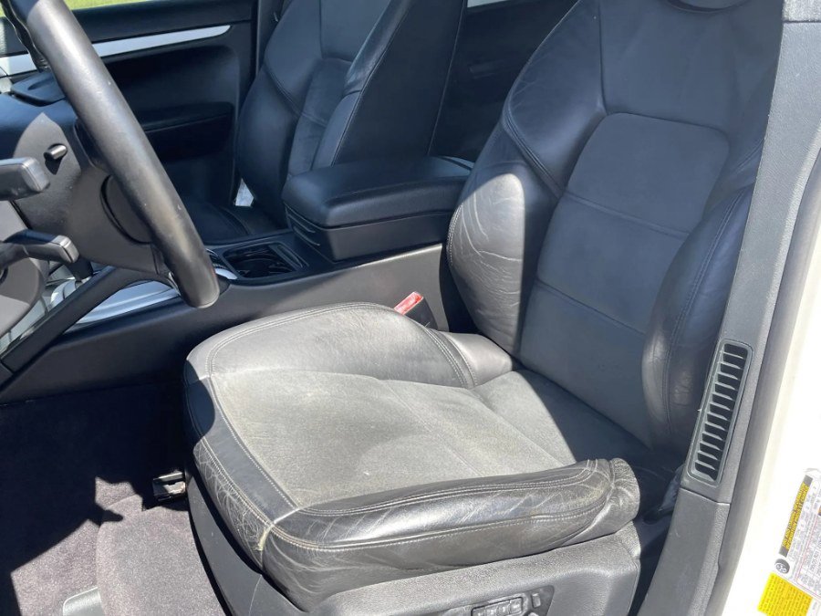 Used 2009 Porsche Cayenne GTS image 14