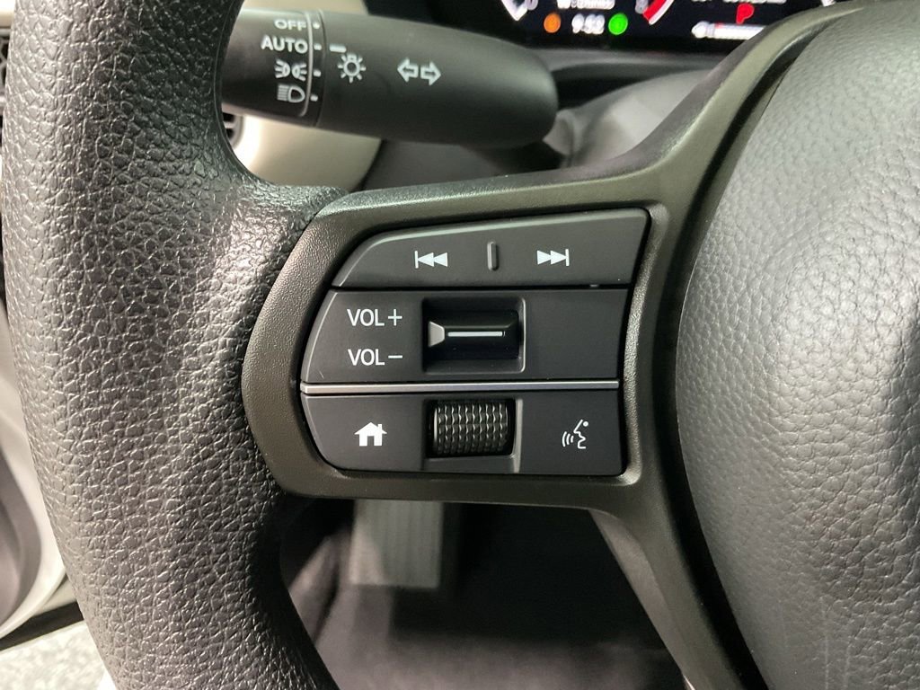 Certified 2026 Honda HR-V LX image 10