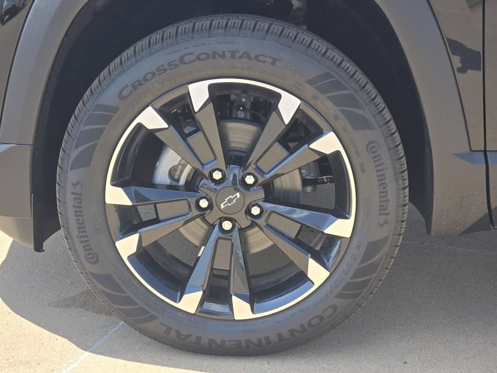New 2027 Chevrolet Equinox RS w/ Convenience Package III FWD image 9