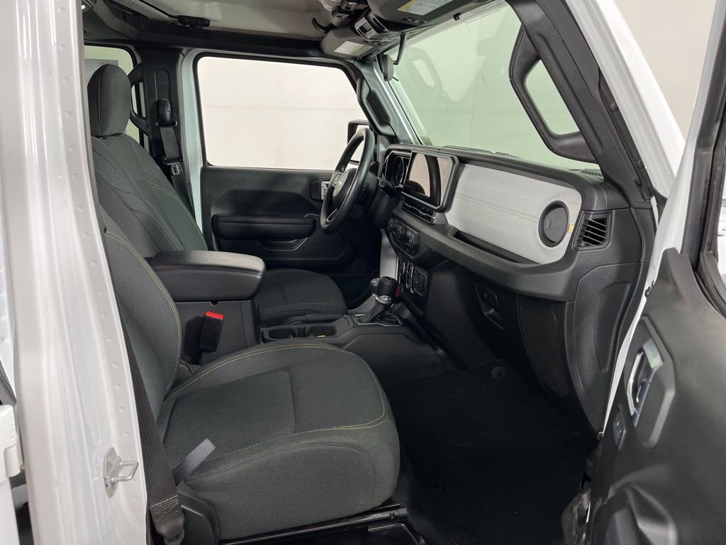 Used 2024 Jeep Gladiator Sport image 5