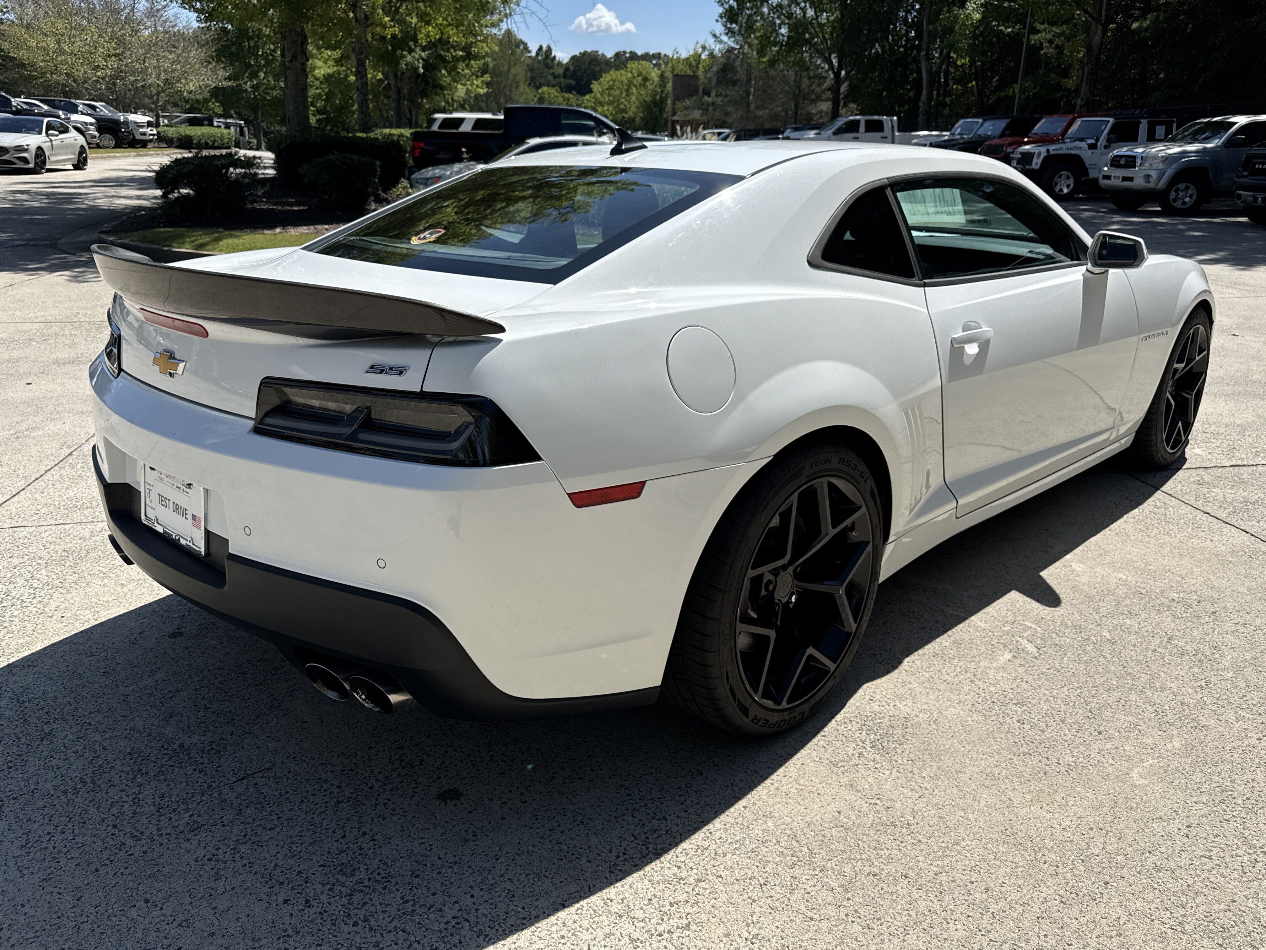 Used 2015 Chevrolet Camaro SS w/ Rear Vision Package RWD image 7