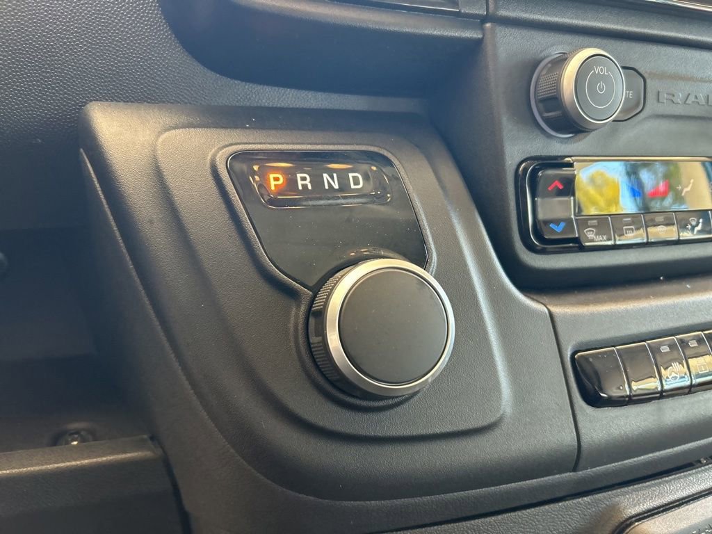 Used 2024 RAM ProMaster 3500 w/ Delivery Van Package image 8