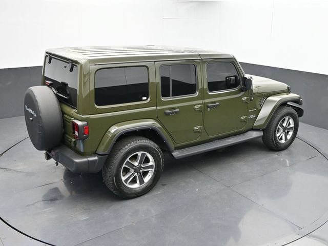 Used 2021 Jeep Wrangler Unlimited Sahara w/ Dual Top Group AWD/4WD image 13