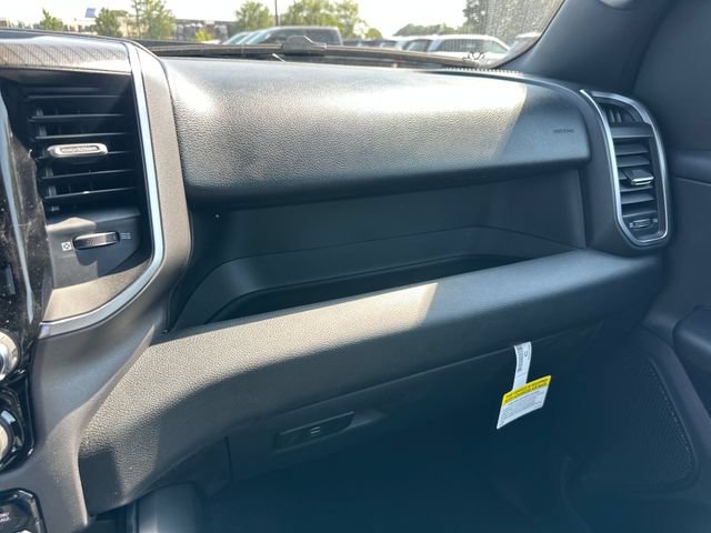 New 2026 RAM 1500 Express AWD/4WD image 25