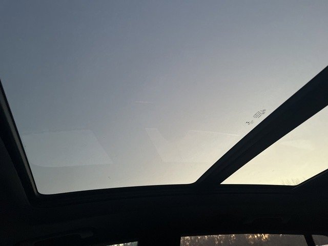 Used 2019 Audi Q8 Premium Plus w/ Premium Plus image 18