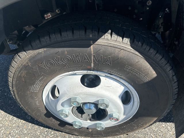 New 2024 Chevrolet Low Cab Forward image 16