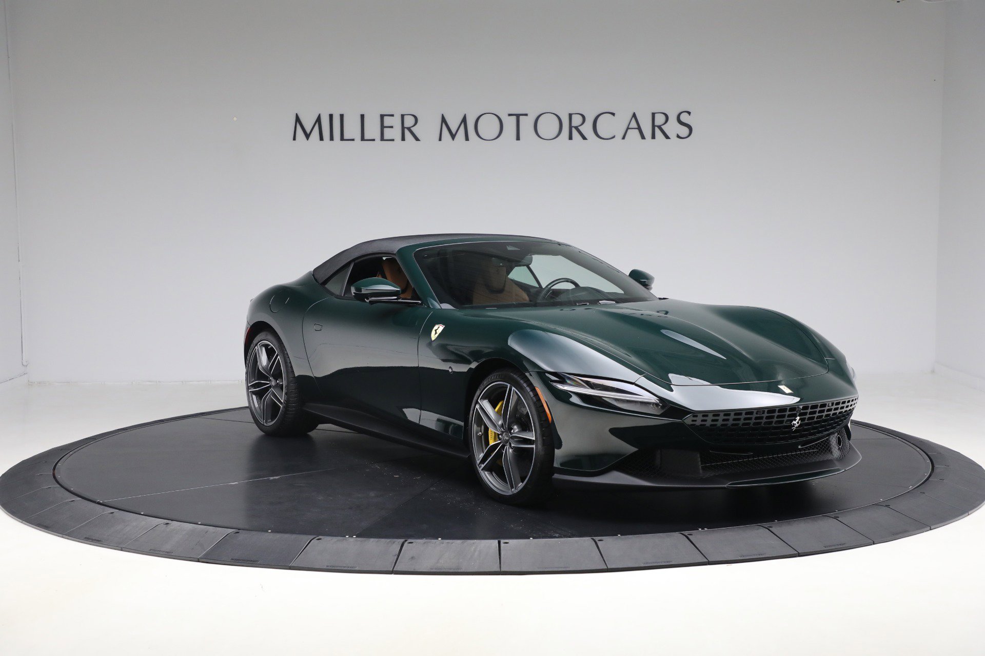 Certified 2025 Ferrari Roma Spider image 31