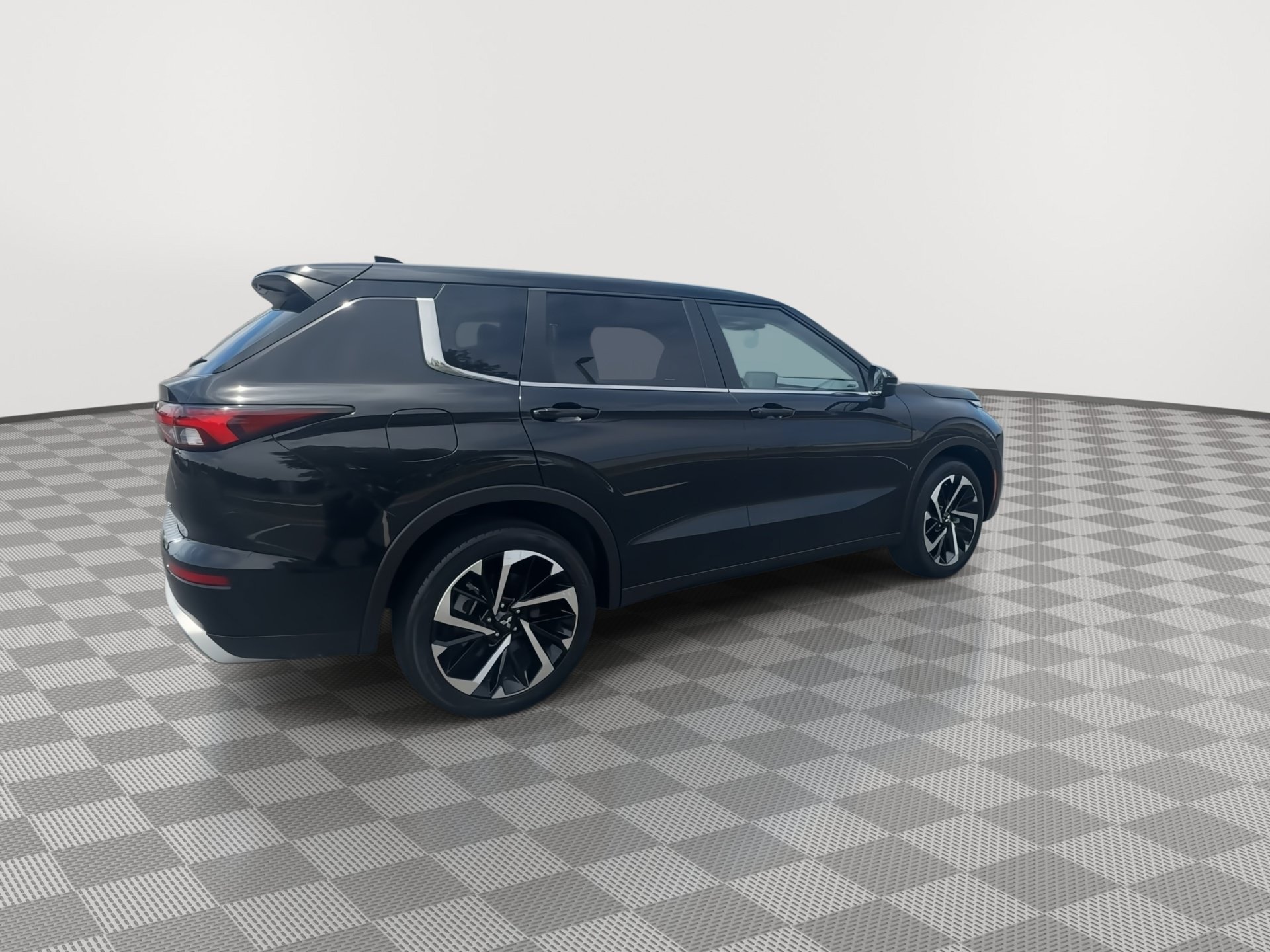 Used 2024 Mitsubishi Outlander SE FWD image 8