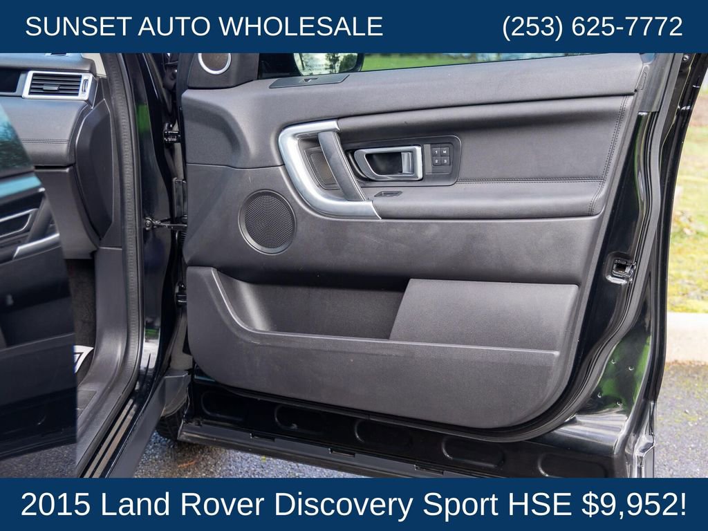 Used 2015 Land Rover Discovery Sport HSE AWD/4WD image 68
