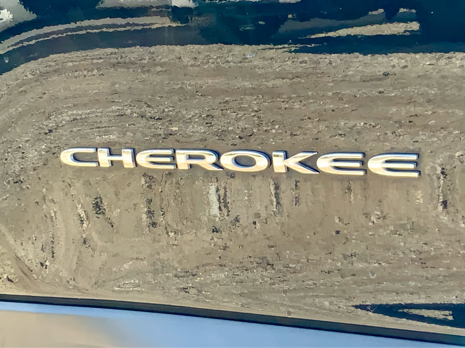 Used 2018 Jeep Cherokee Limited image 18